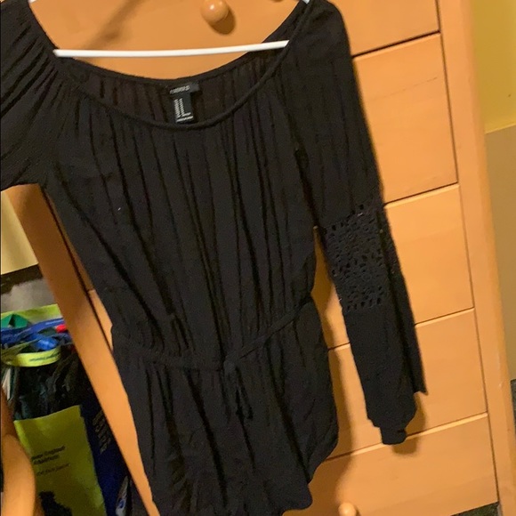 Forever 21 romper with flair arms - Picture 3 of 3